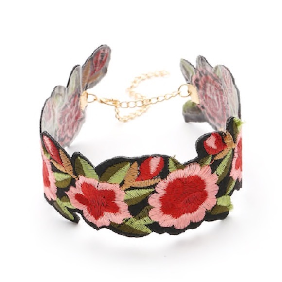 🌺Flower choker🌺 - Picture 3 of 7